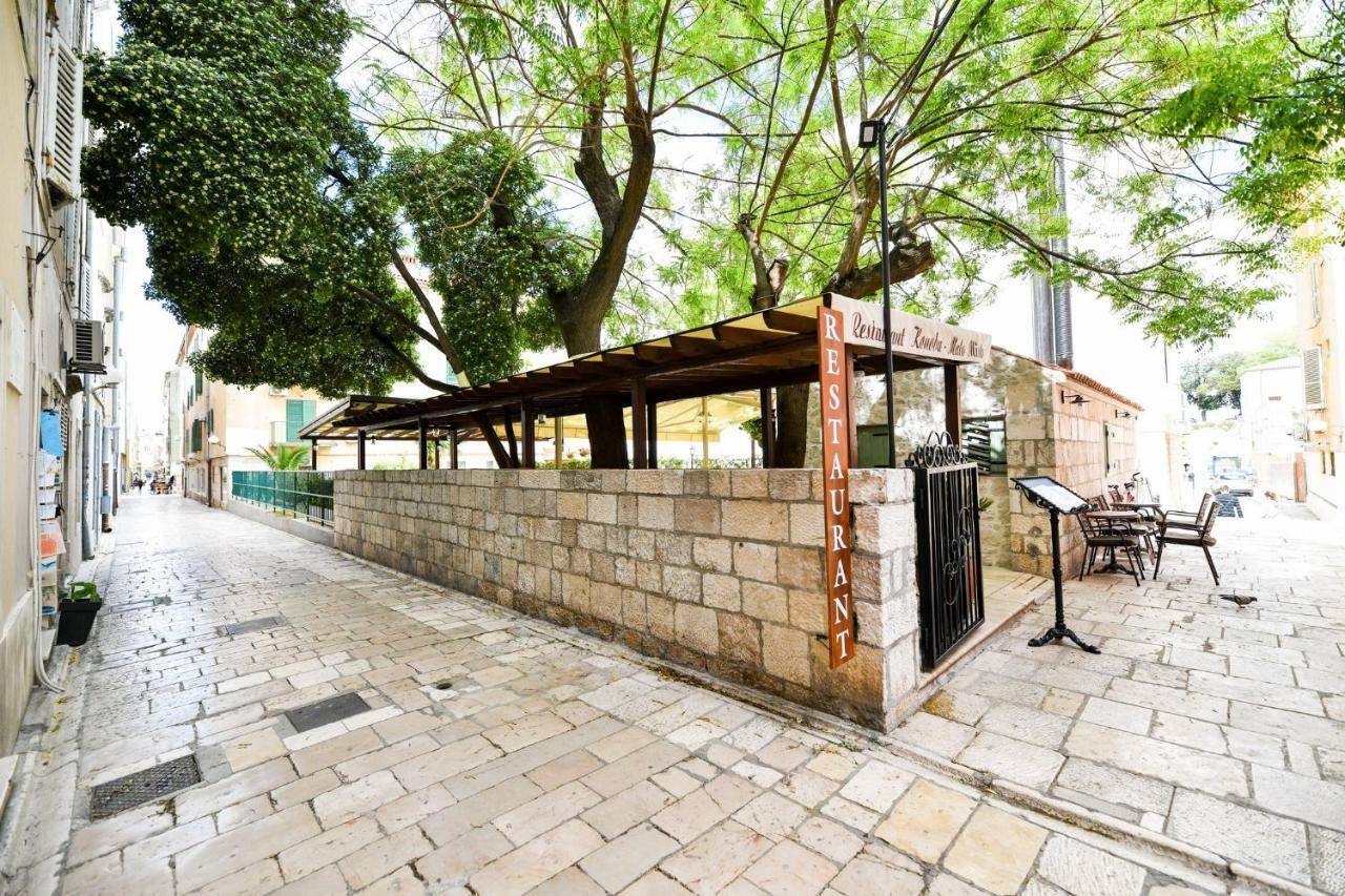 Grey Apartment Old Town Zadar Exterior photo