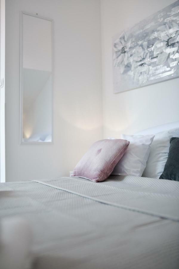 Grey Apartment Old Town Zadar Exterior photo