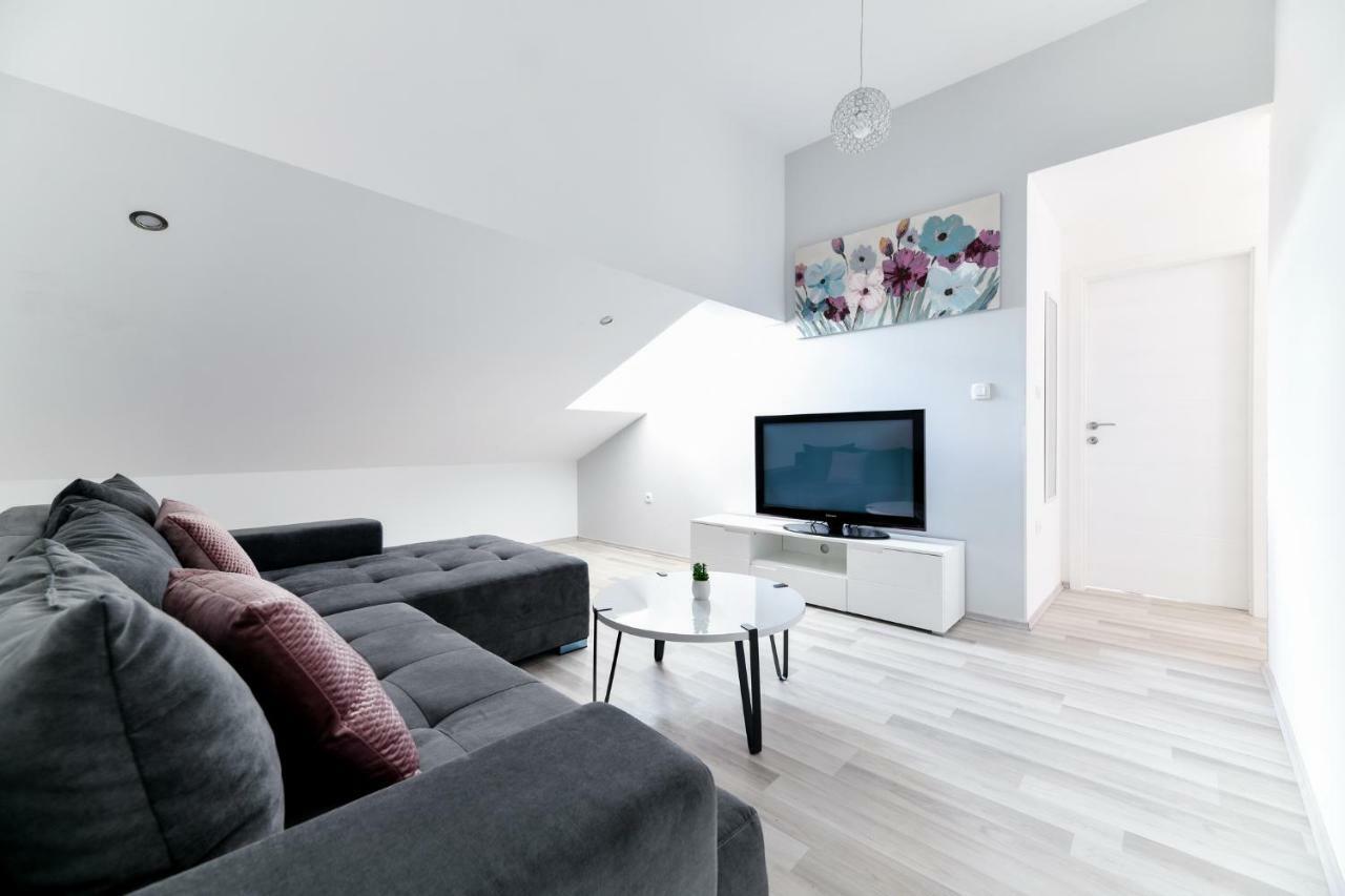 Grey Apartment Old Town Zadar Exterior photo