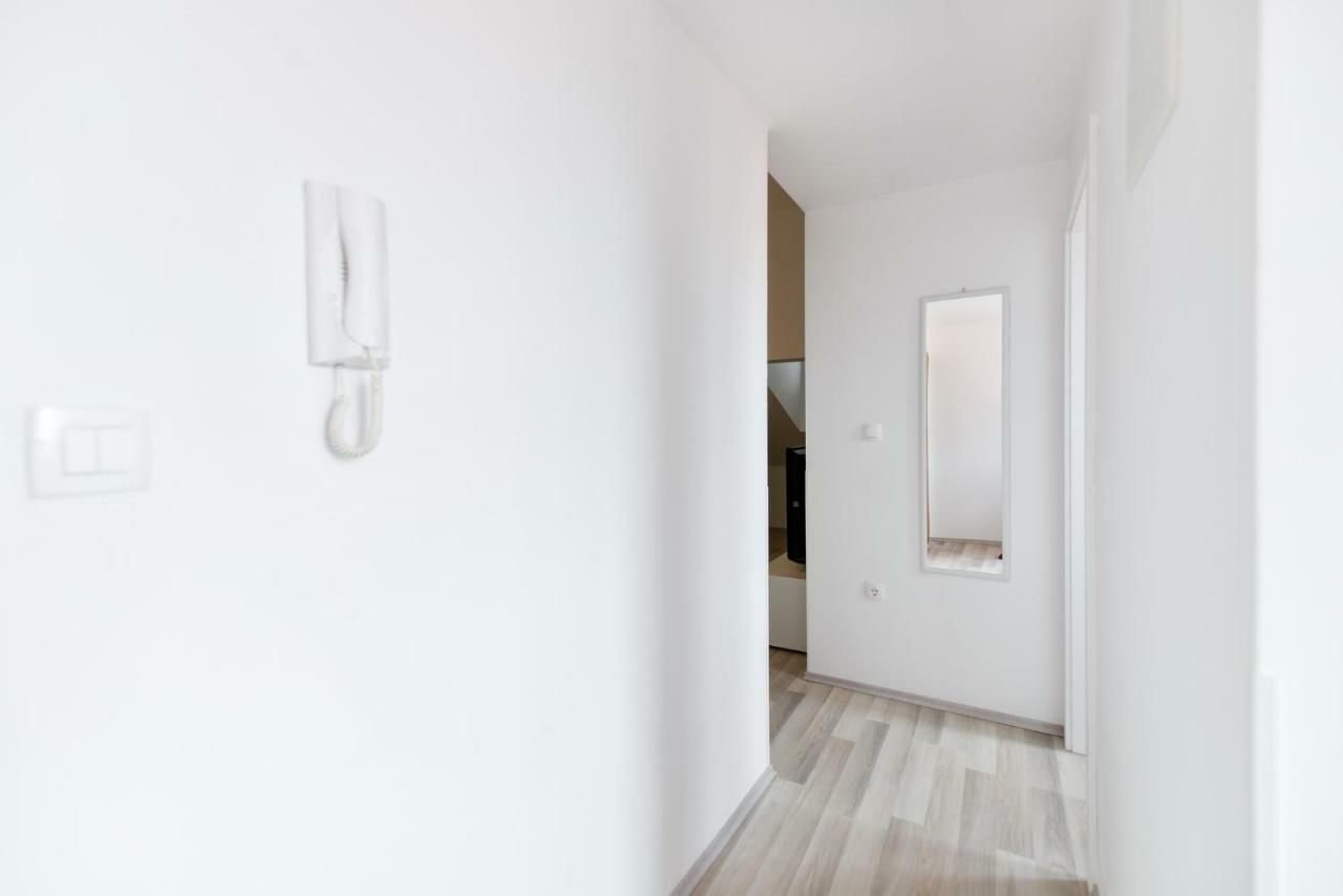 Grey Apartment Old Town Zadar Exterior photo