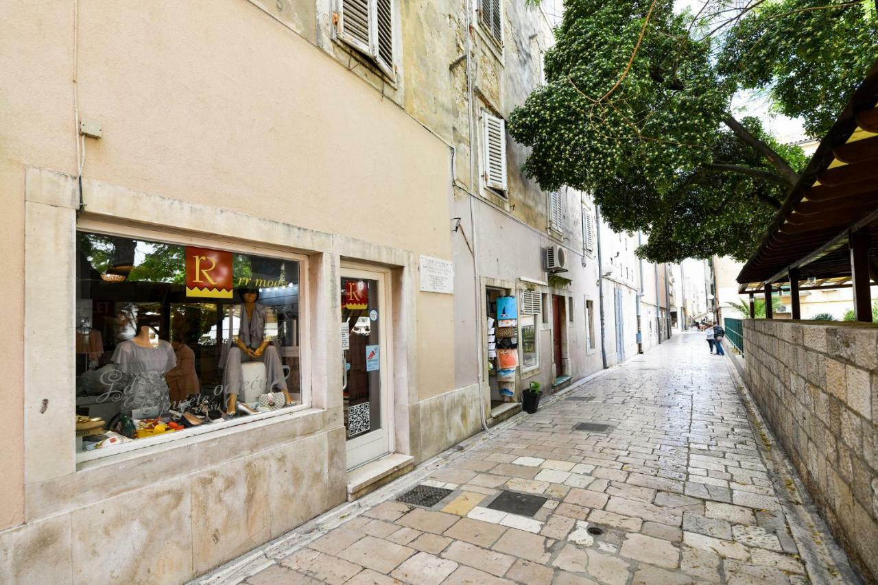 Grey Apartment Old Town Zadar Exterior photo